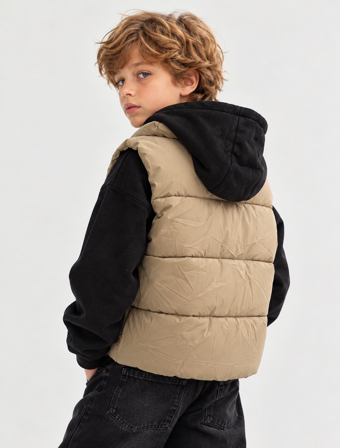 Kids Hooded Puffer Vest 2
