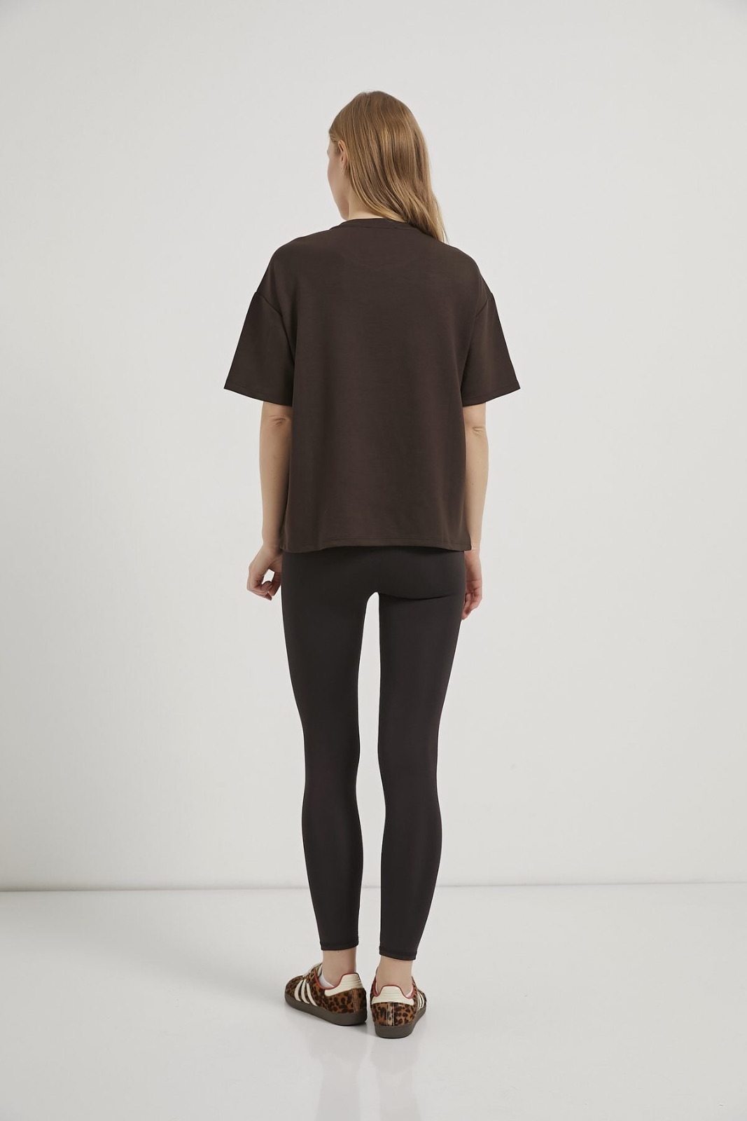 Minimal Oversized T-Shirt 4
