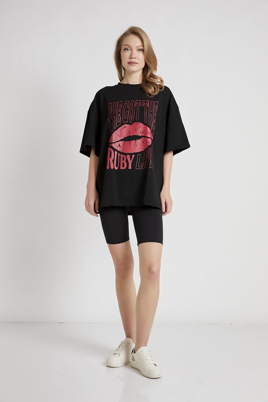 Oversized Graphic Print T-Shirt 2