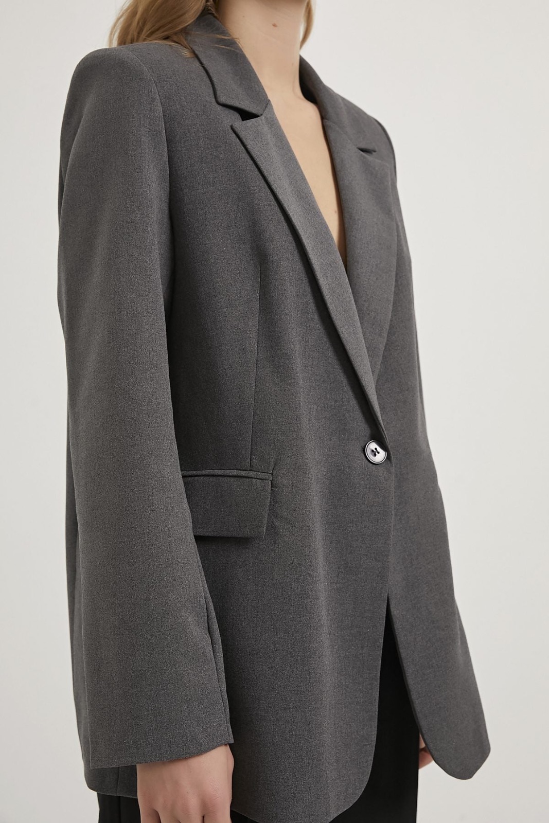 Single Button Blazer 3