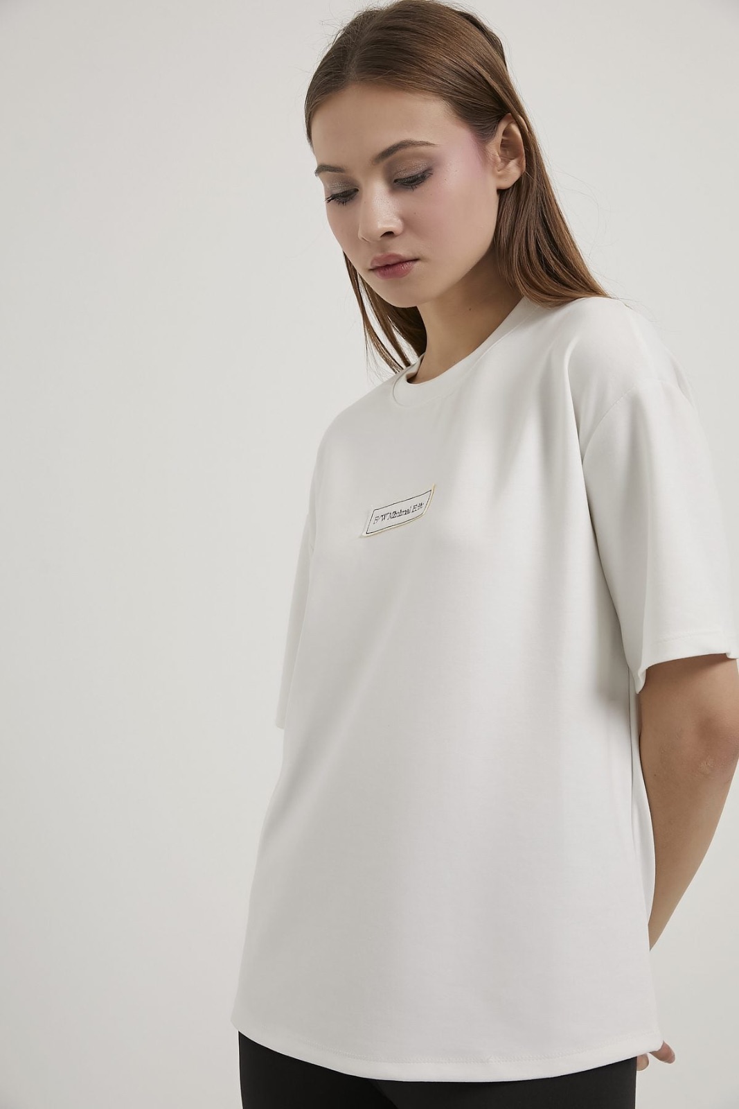 Minimal Oversized T-Shirt 9