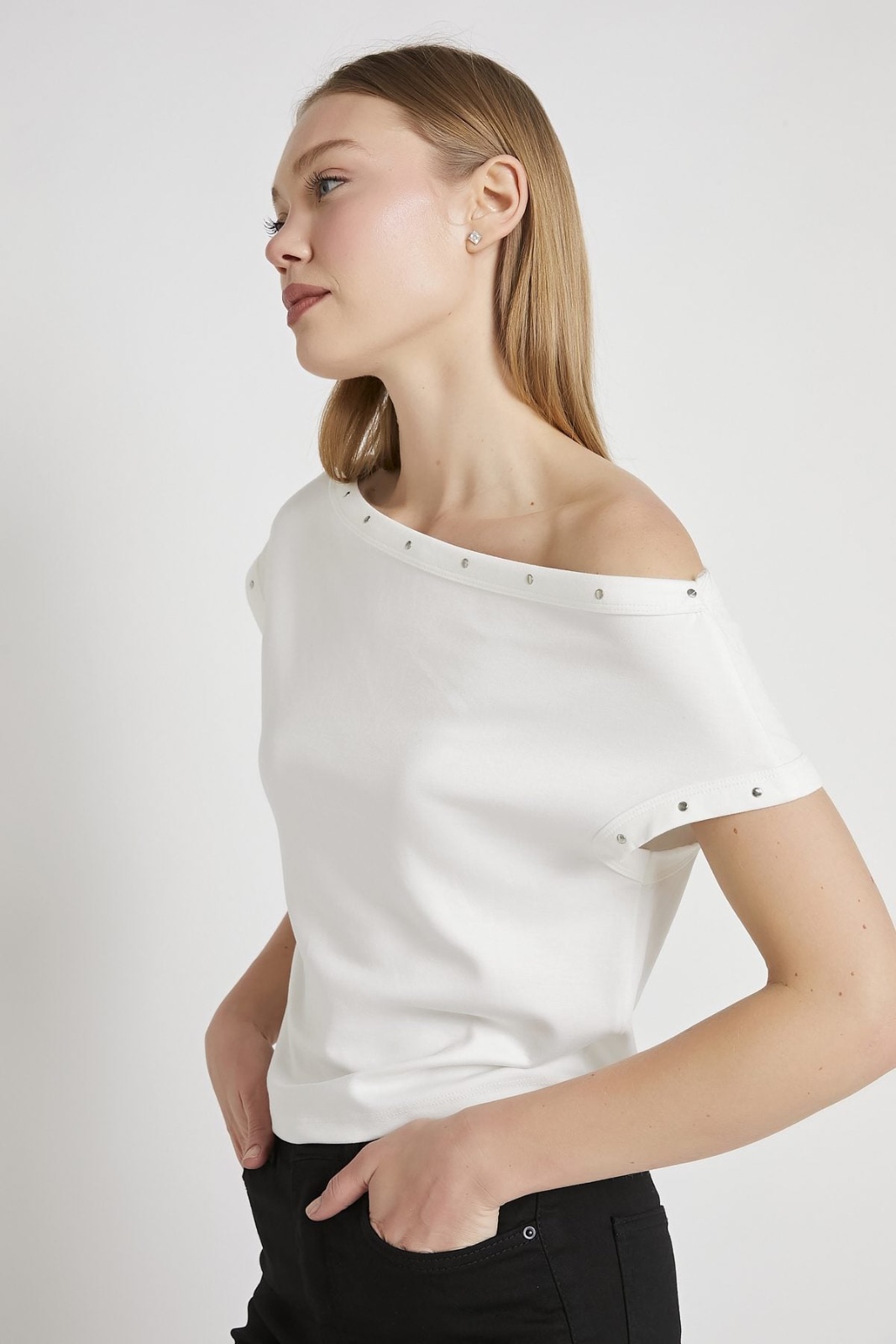 Off-Shoulder Button-Detail Top 2