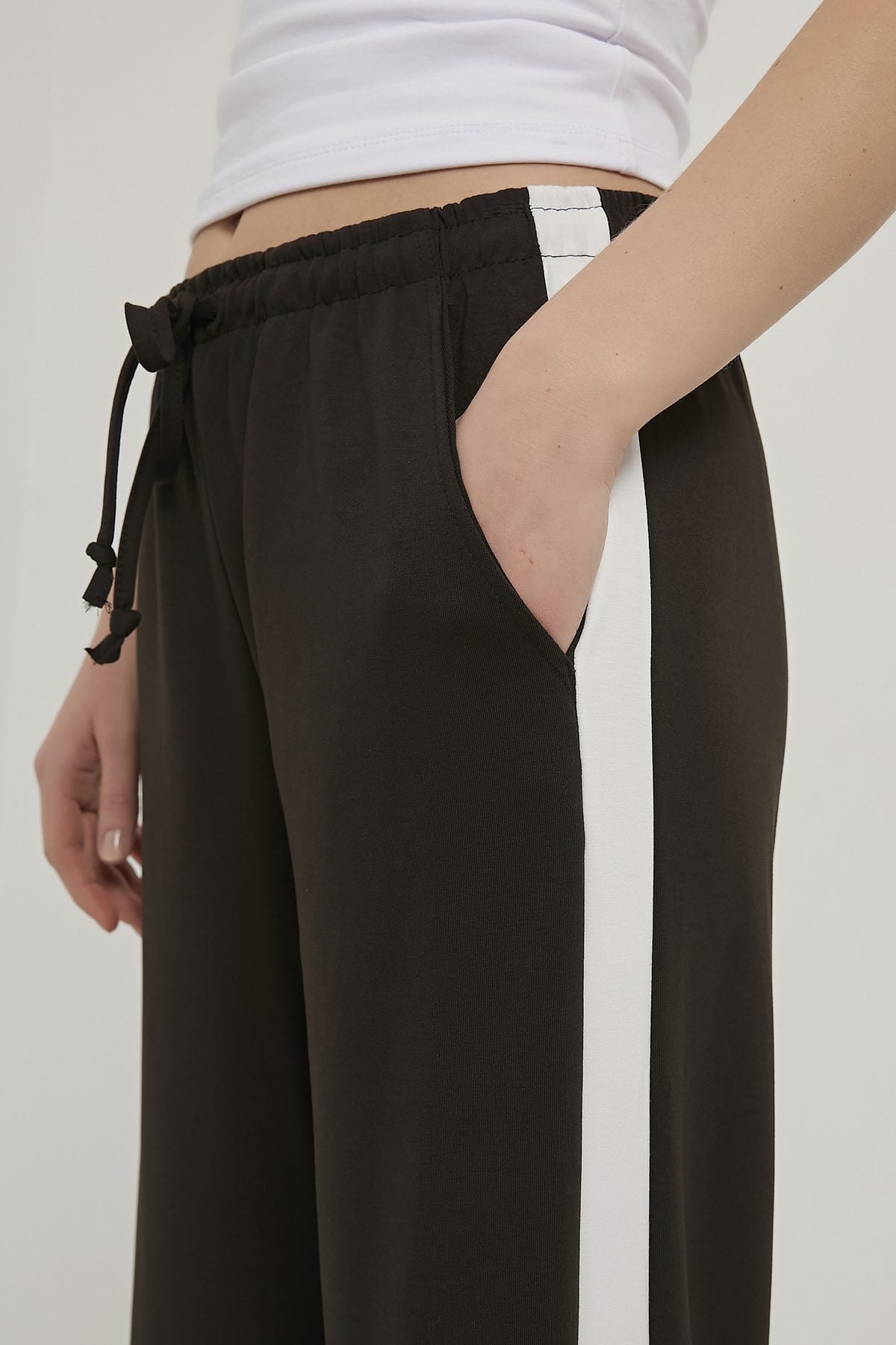 Track Pants 7